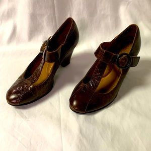 Born Crown Brown Mary Jane Heels